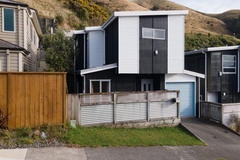 Photo of property in 40a Erlestoke Crescent, Churton Park, Wellington, 6037