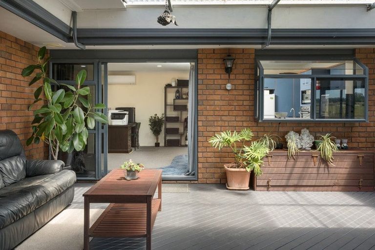 Photo of property in 28 Aongatete Road, Aongatete, Katikati, 3181