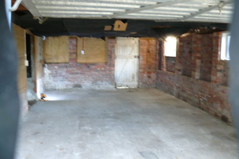 Photo of property in 1/128 Triangle Road, Massey, Auckland, 0614