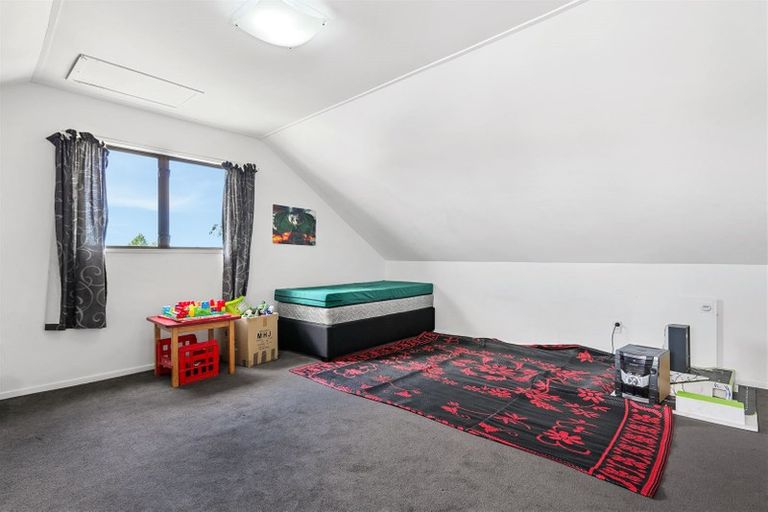 Photo of property in 15 Sawtell Place, Northcote, Christchurch, 8052