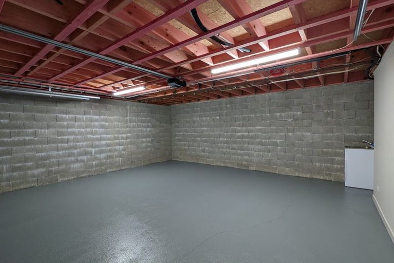 Photo of property in 44 Albatross Close, Whitby, Porirua, 5024