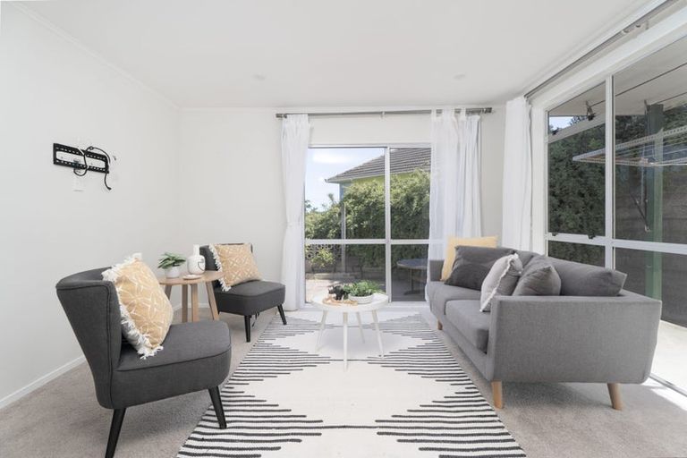 Photo of property in 1 The Spinney, Titahi Bay, Porirua, 5022