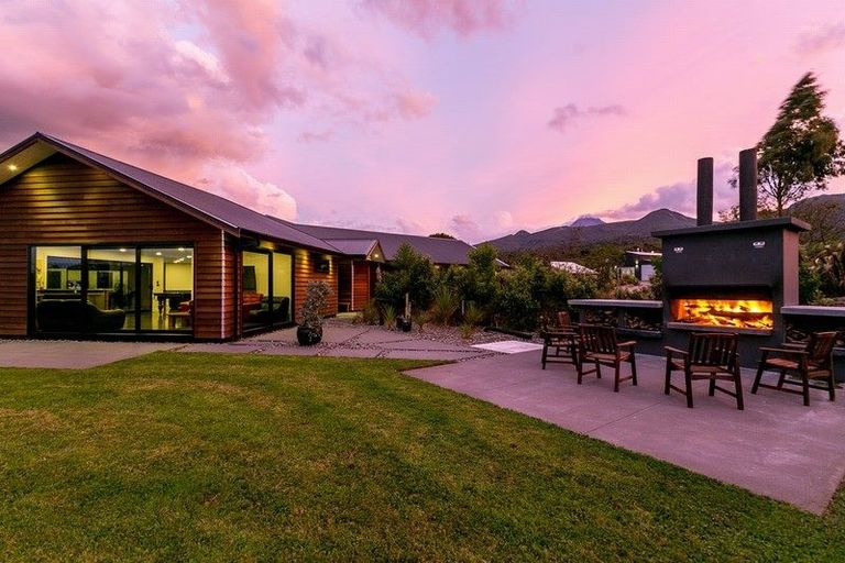 Photo of property in 1111 Plymouth Road, Koru, New Plymouth, 4374