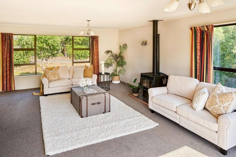 Photo of property in 38 Exploration Way, Whitby, Porirua, 5024