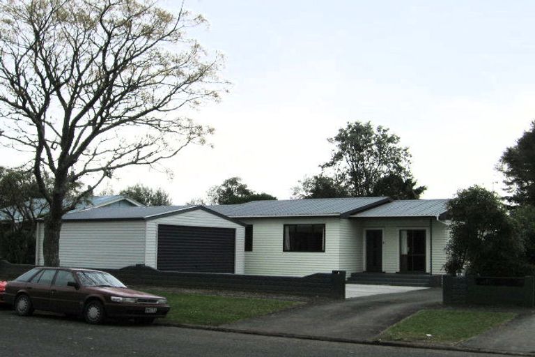 Photo of property in 8 Livingstone Avenue, Nawton, Hamilton, 3200