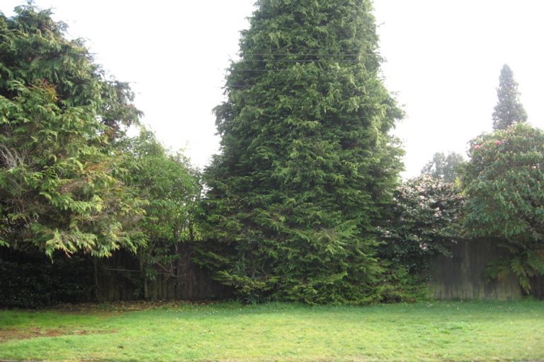 Photo of property in 3 Bellvue Road, Kawaha Point, Rotorua, 3010