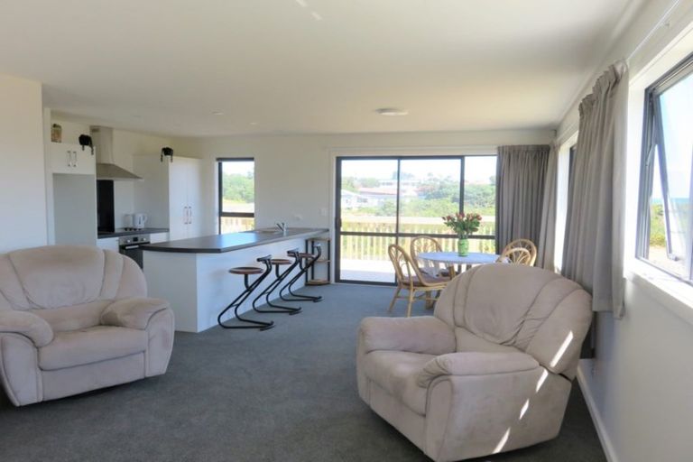 Photo of property in 33 Sunset Drive, Baylys Beach, Dargaville, 0377