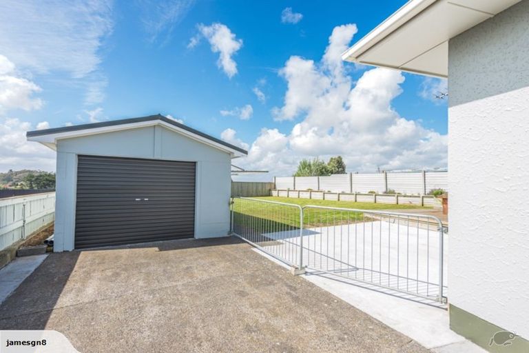 Photo of property in 17 Murch Place, Tawhero, Whanganui, 4500