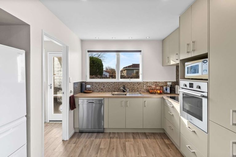 Photo of property in 1/15 Marriotts Road, North New Brighton, Christchurch, 8083