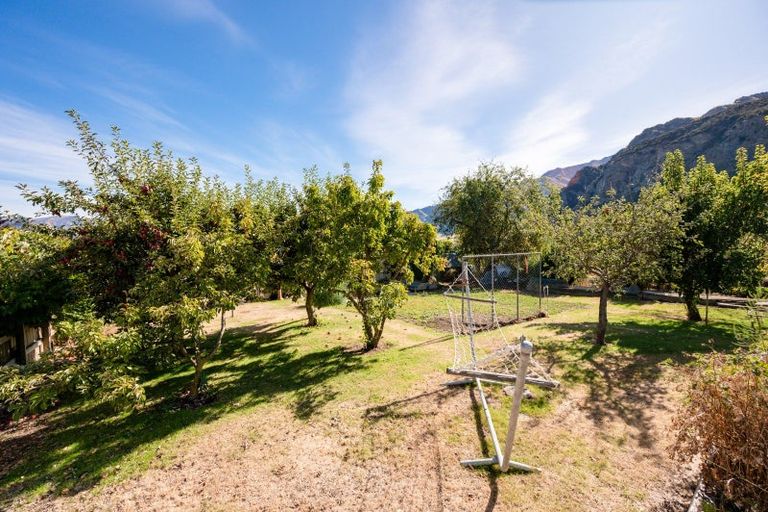 Photo of property in 18 Denniston Road, John Creek, Wanaka, 9382