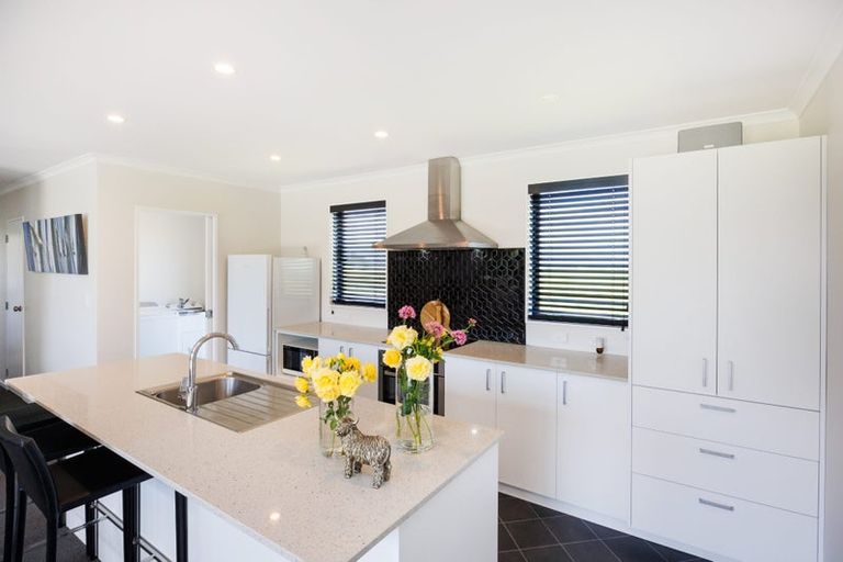 Photo of property in 567 Lethbridge Road, Halcombe, 4775