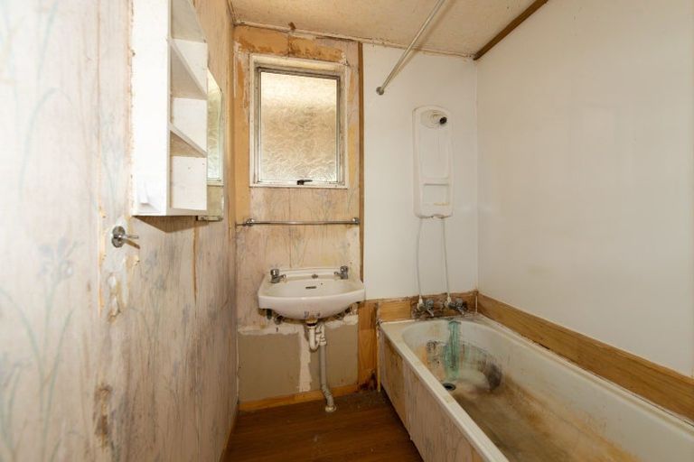 Photo of property in 19 Caernarvon Drive, Flaxmere, Hastings, 4120