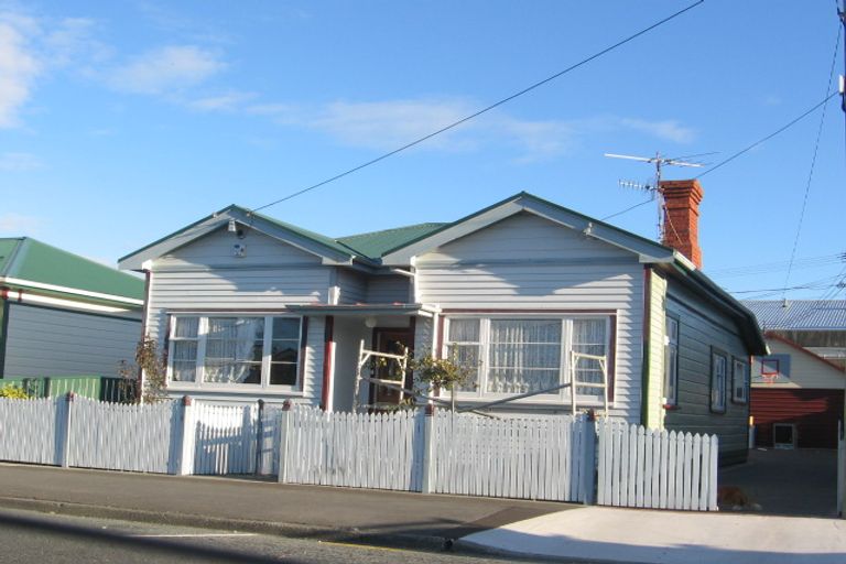 Photo of property in 6 Atiawa Street, Petone, Lower Hutt, 5012