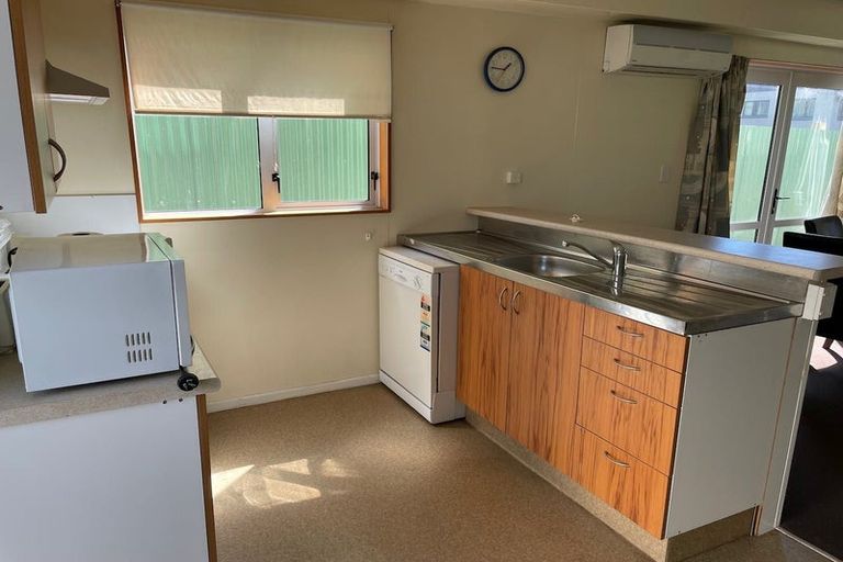 Photo of property in 937 Cumberland Street, North Dunedin, Dunedin, 9016