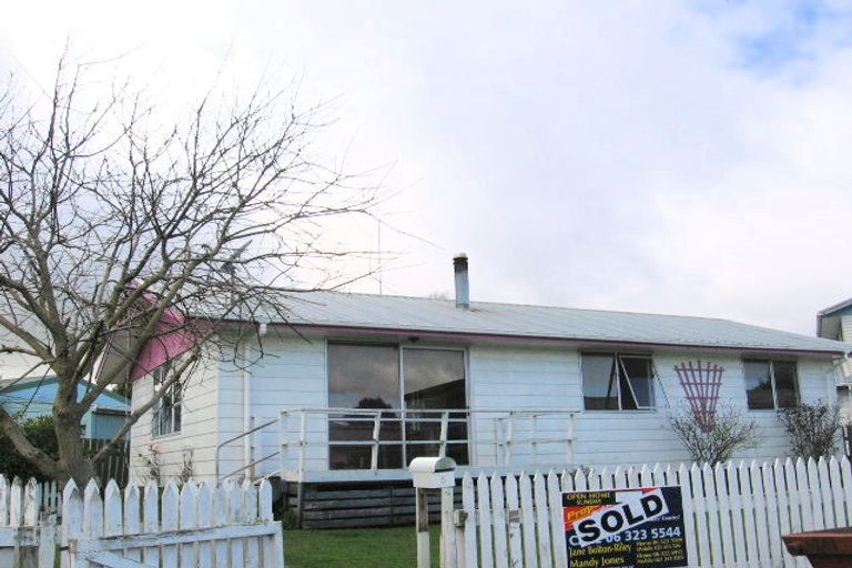Photo of property in 5 Harding Place, Feilding, 4702
