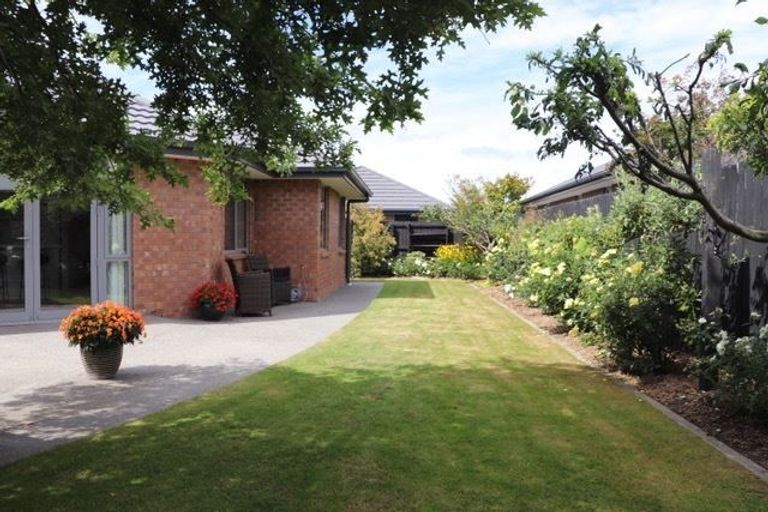 Photo of property in 7 Raranga Street, Marshland, Christchurch, 8083