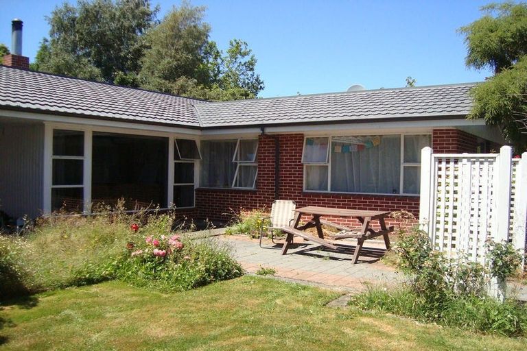 Photo of property in 38a Newnham Terrace, Upper Riccarton, Christchurch, 8041