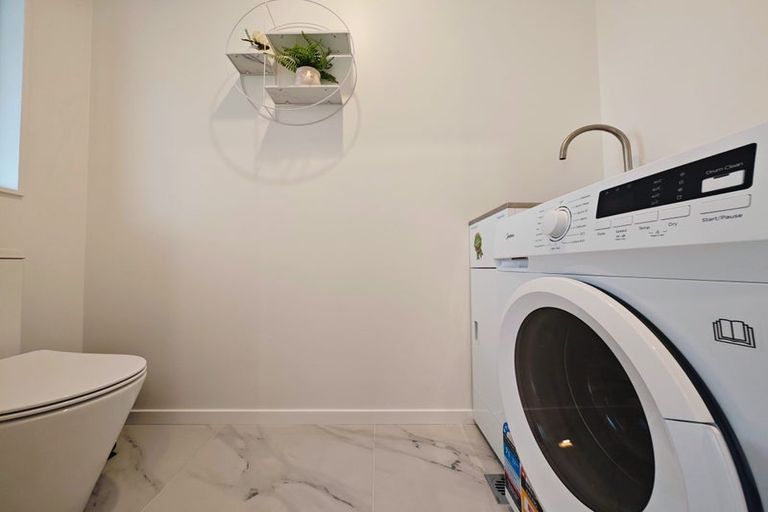 Photo of property in 47 Northcote Road, Northcote, Christchurch, 8052