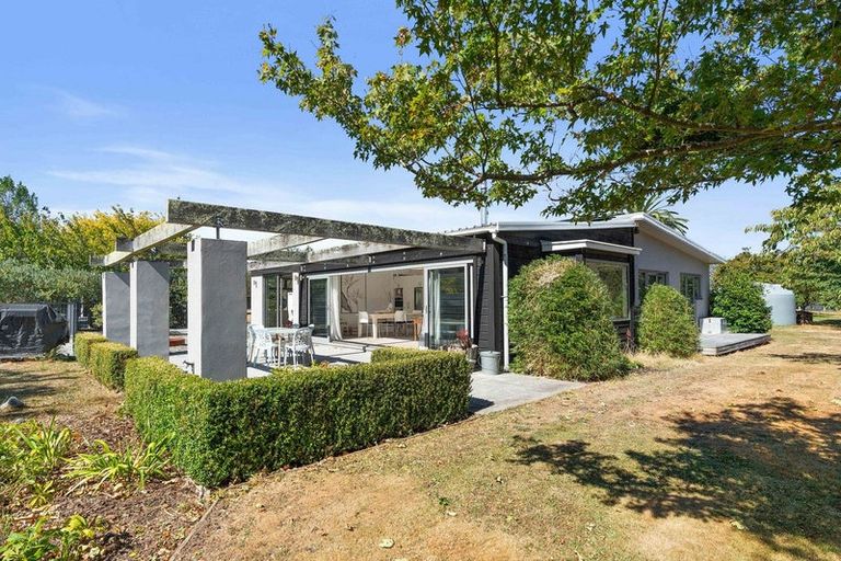 Photo of property in 1 Grey Street, Martinborough, 5711