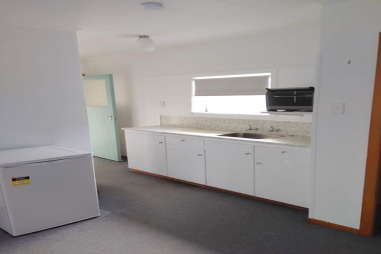 Photo of property in 25 Fulford Street, New Plymouth, 4310