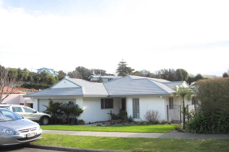 Photo of property in 4 Amner Place, Bluff Hill, Napier, 4110