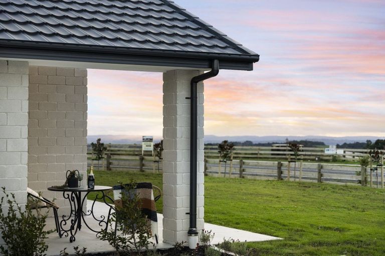 Photo of property in 15 Kaipo Heights Drive, Onewhero, 2697