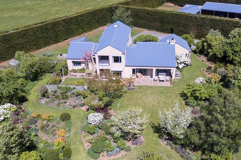 Photo of property in 380 Curraghs Road, West Melton, Christchurch, 7676