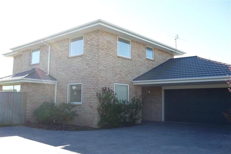 Photo of property in 16 Laguna Gardens, Shirley, Christchurch, 8052