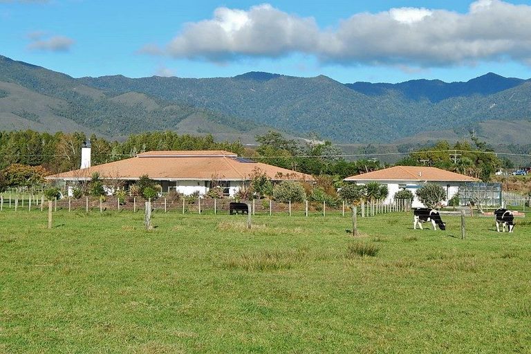 Photo of property in 331 Utopia Road, Westport, 7892