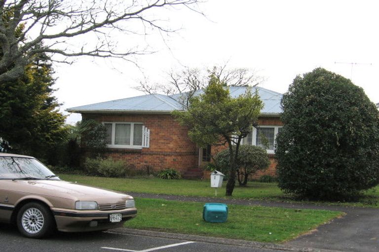 Photo of property in 4 Livingstone Avenue, Nawton, Hamilton, 3200