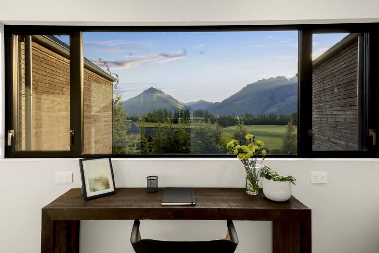 Photo of property in 98 Jacks Point Rise, Jacks Point, Queenstown, 9371