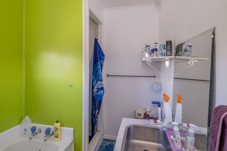 Photo of property in 16 Stout Street, Shannon, 4821