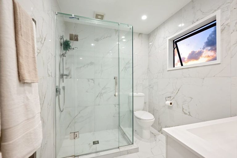 Photo of property in 42 Nigel Road, Browns Bay, Auckland, 0630