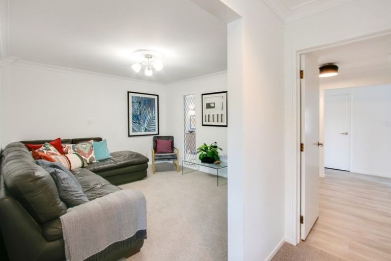 Photo of property in 2 Fern Grove, Taradale, Napier, 4112