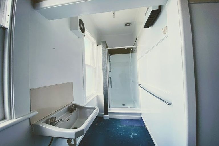 Photo of property in 167 Tasman Street, Mount Cook, Wellington, 6021