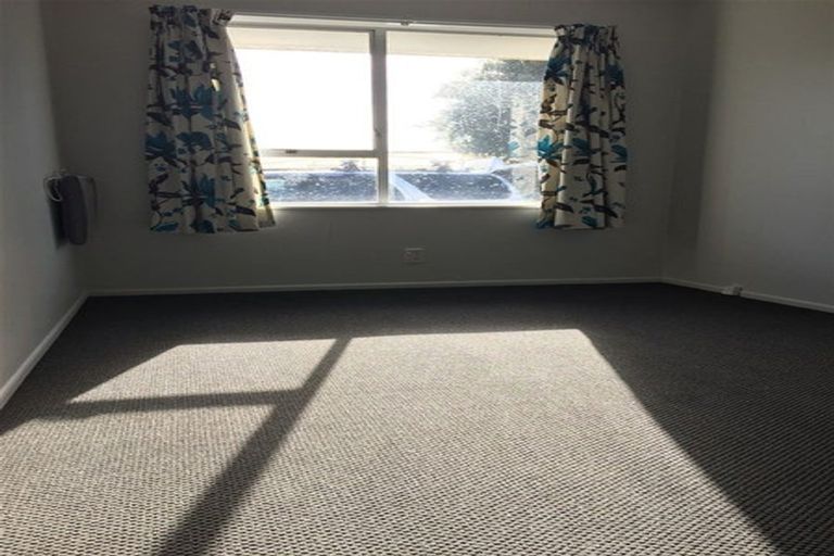 Photo of property in 2/6 Pateke Place, Bromley, Christchurch, 8062