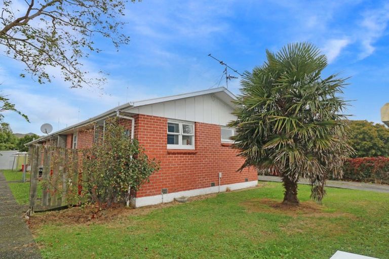 Photo of property in 1/546 Fergusson Drive, Trentham, Upper Hutt, 5018