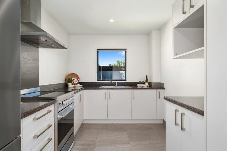 Photo of property in Cornwall Gardens, 1/27 Cornwall Street, St Albans, Christchurch, 8014