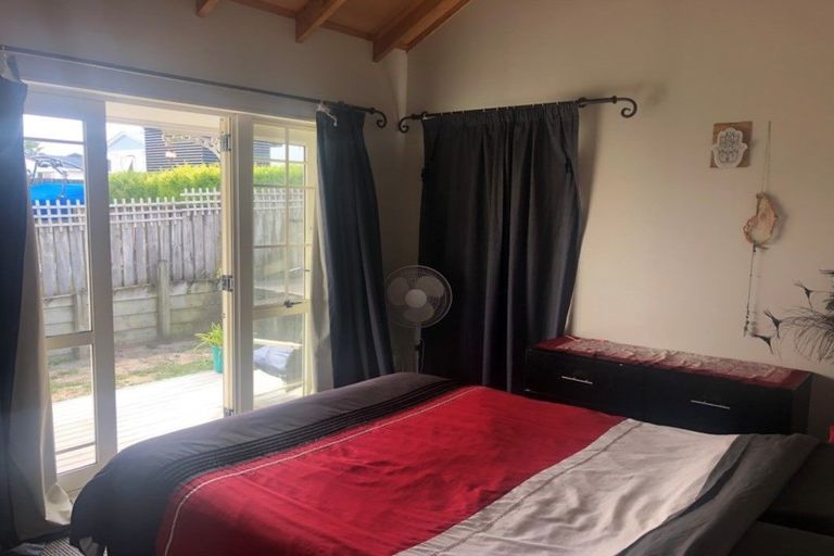 Photo of property in 13b Percy Road, Papamoa Beach, Papamoa, 3118