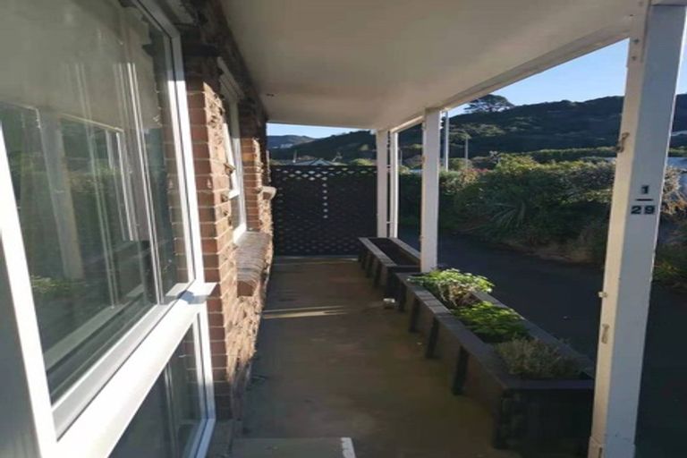 Photo of property in 1/29 Parkvale Road, Karori, Wellington, 6012