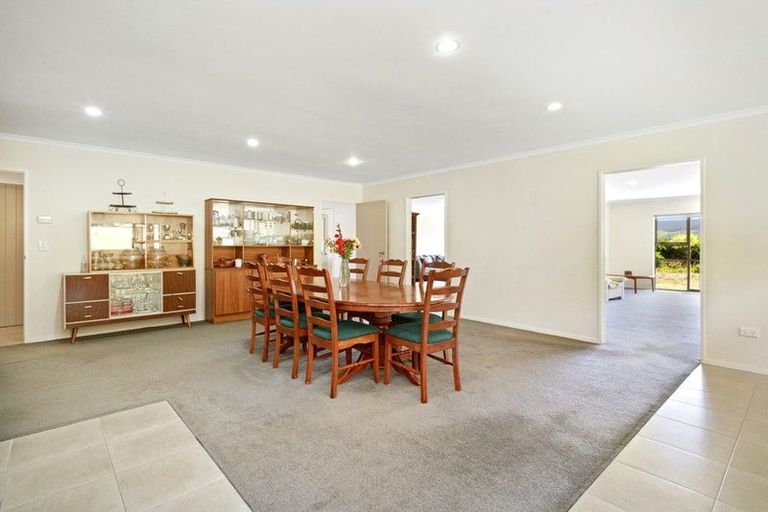 Photo of property in 50 Bing Lucas Drive, Tawa, Wellington, 5028