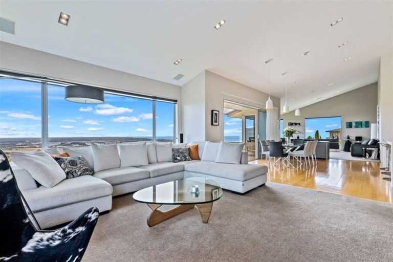 Photo of property in 128 Glenstrae Road, Redcliffs, Christchurch, 8081