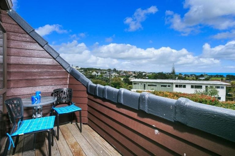 Photo of property in 1/75 Castor Bay Road, Castor Bay, Auckland, 0620