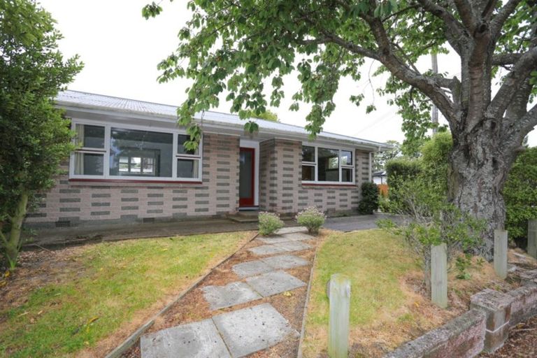 Photo of property in 1/2 Wilfrid Street, Ilam, Christchurch, 8041
