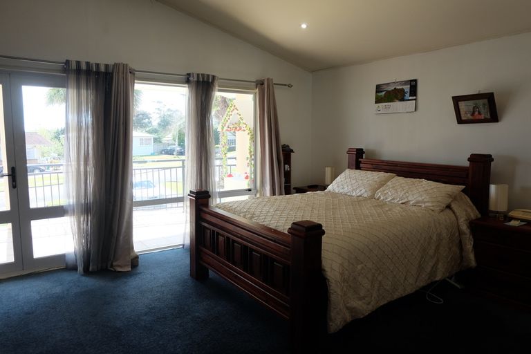 Photo of property in 26 Kimihia Road, Huntly, 3700