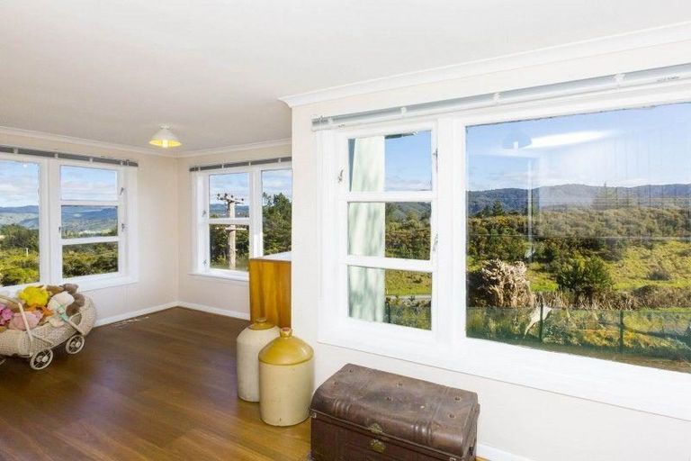 Photo of property in 2c Kaitoke Loop Road, Kaitoke, Upper Hutt, 5018