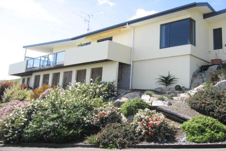 Photo of property in 1 Davies Drive, Atawhai, Nelson, 7010