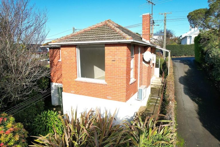 Photo of property in 28 Galloway Street, Mornington, Dunedin, 9011