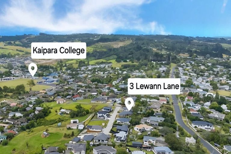 Photo of property in 3 Lewann Lane, Helensville, 0800