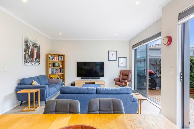 Photo of property in 59 Kopuru Road, Whenuapai, Auckland, 0618